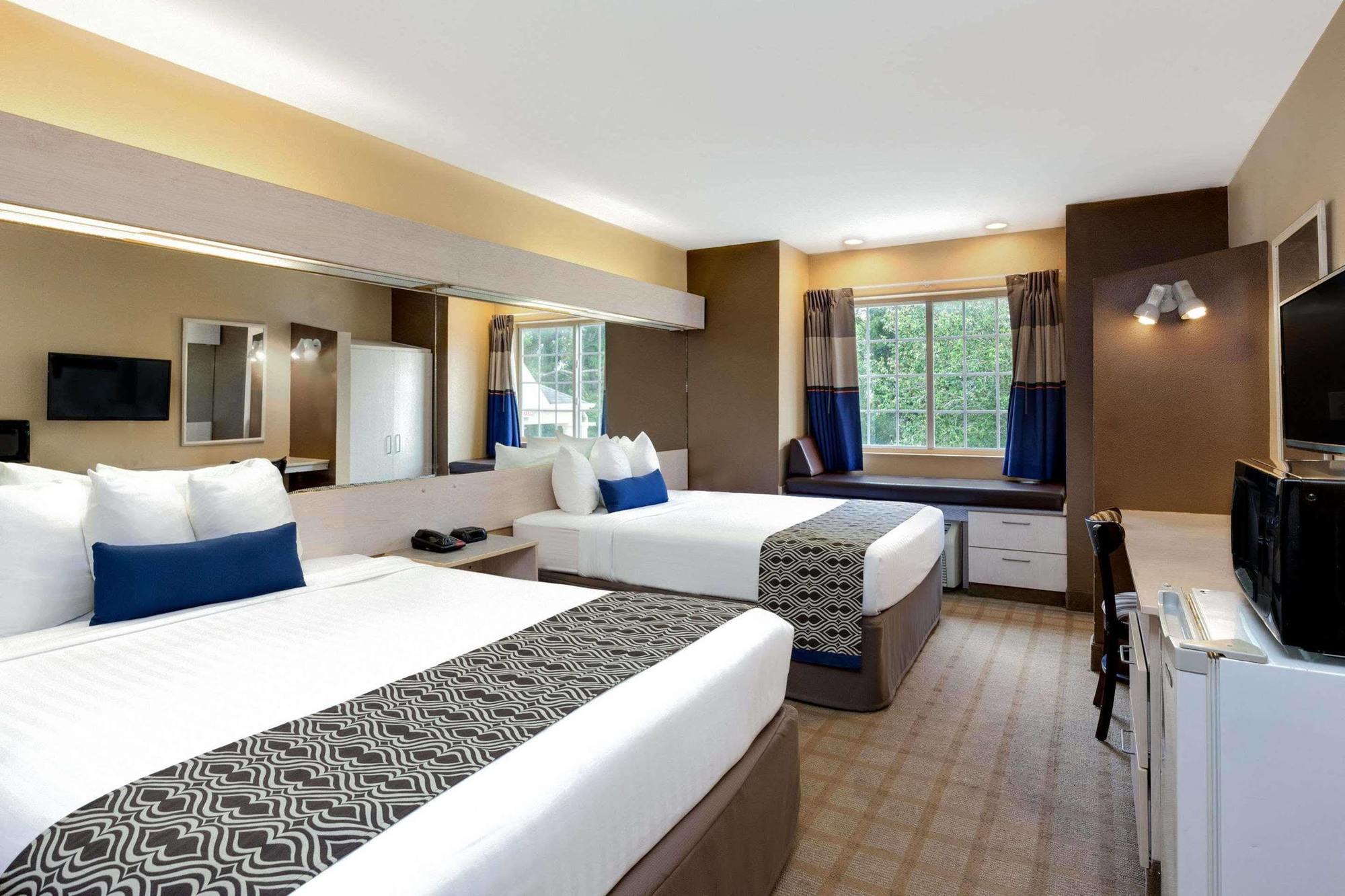 Microtel Inn And Suites Lafayette Kültér fotó